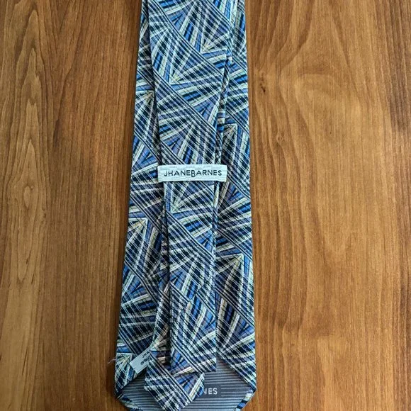 Jhane Barnes Vintage Silk Geometrical pattern tie - Picture 2 of 8